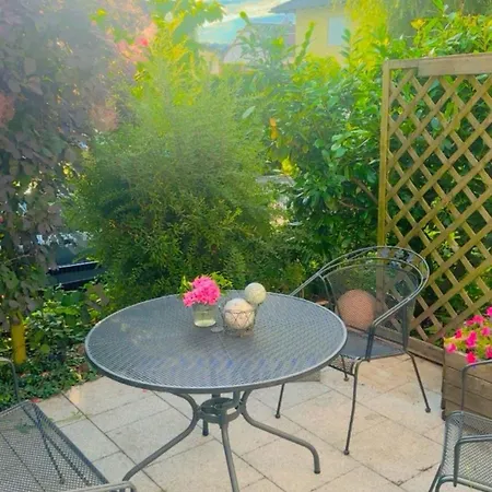 Apartment Idyllische Ferienoase Mit Traumhafter Terrasse *